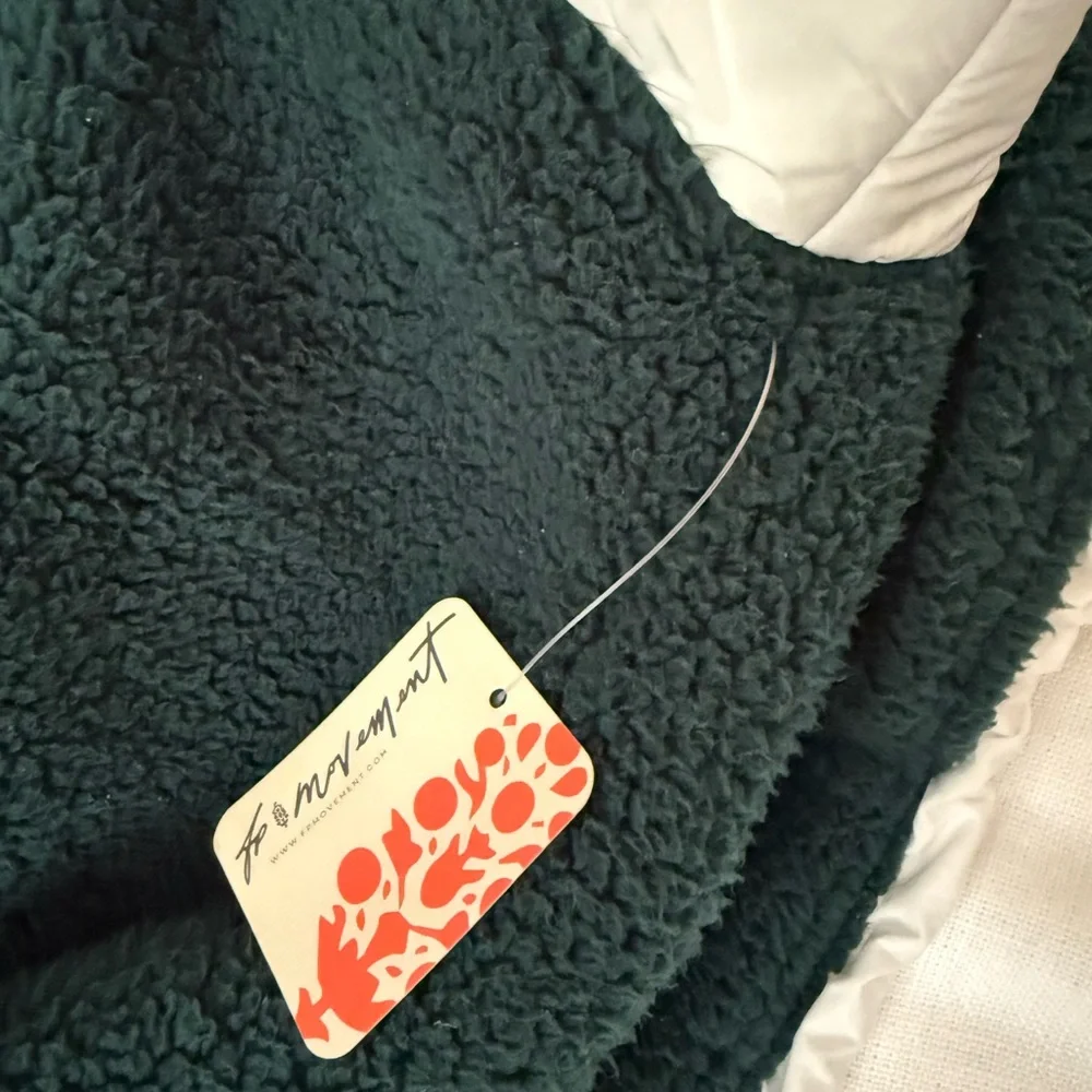 FP Movement Mountain High Fleece Evergreen Jacket - Picture 6 of 11